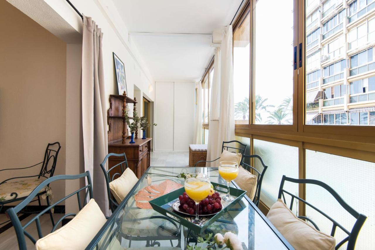 Rentandhomes Beachfront Marbella Center ภายนอก รูปภาพ