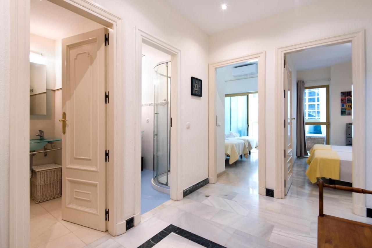 Rentandhomes Beachfront Marbella Center ภายนอก รูปภาพ