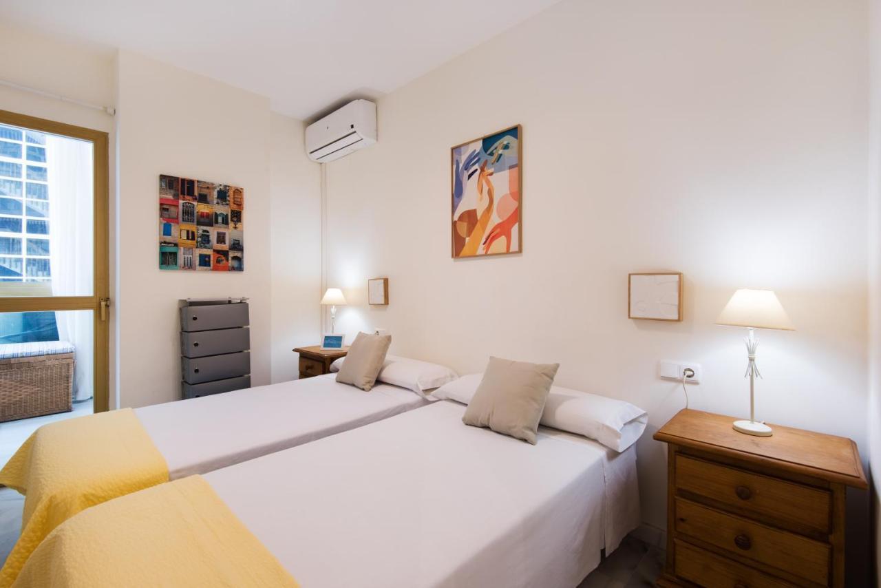 Rentandhomes Beachfront Marbella Center ภายนอก รูปภาพ