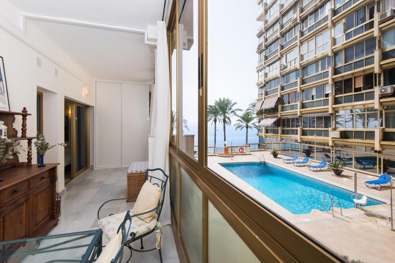 Rentandhomes Beachfront Marbella Center ภายนอก รูปภาพ