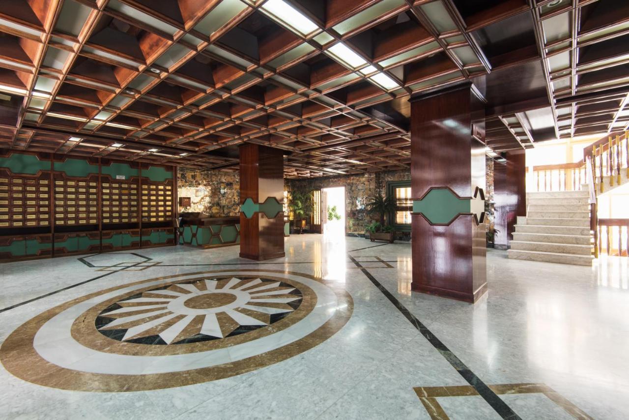 Rentandhomes Beachfront Marbella Center ภายนอก รูปภาพ