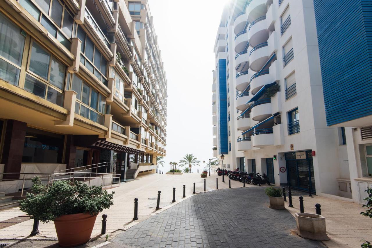 Rentandhomes Beachfront Marbella Center ภายนอก รูปภาพ