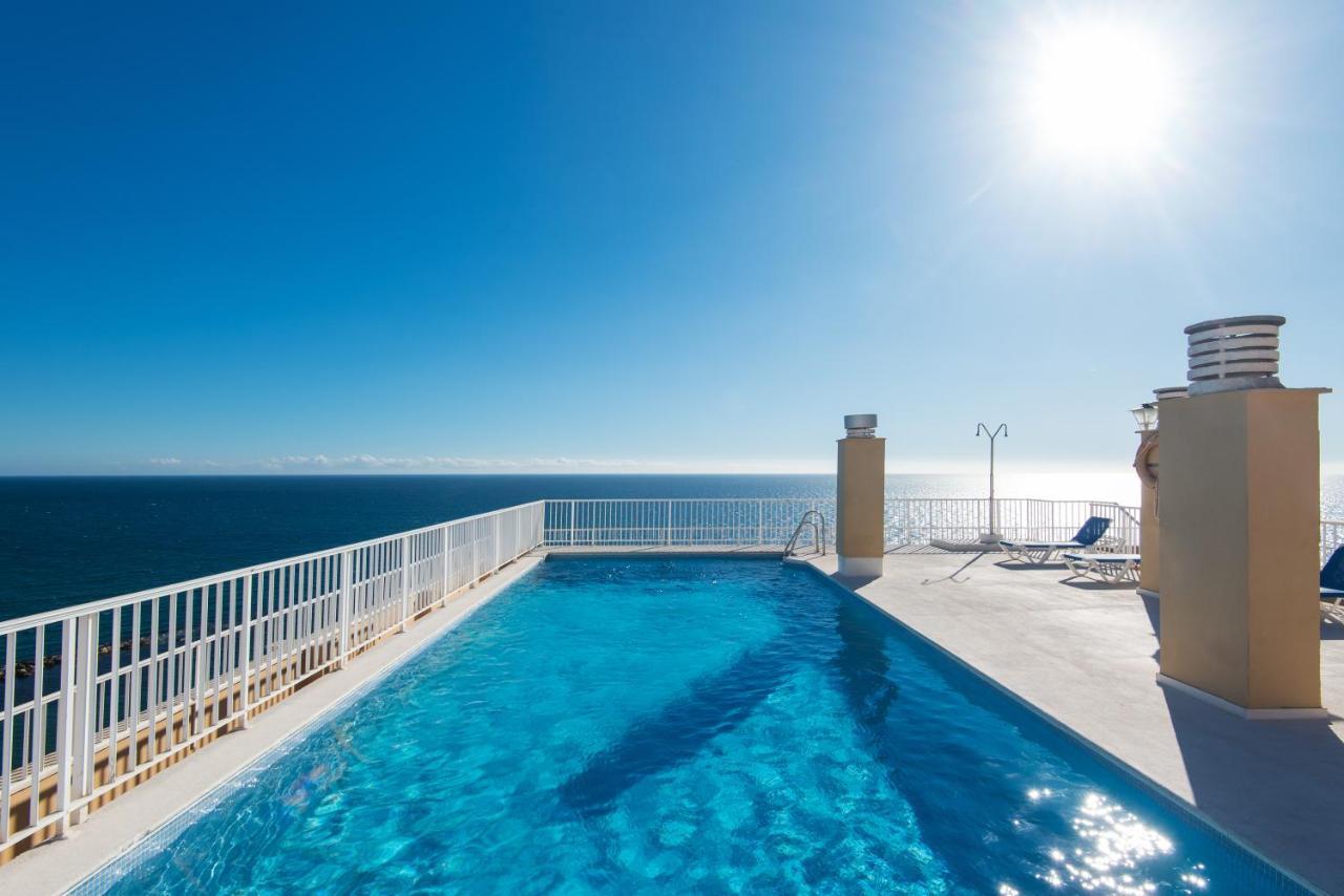 Rentandhomes Beachfront Marbella Center ภายนอก รูปภาพ
