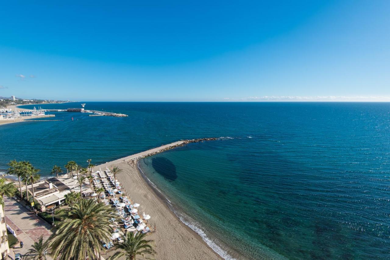 Rentandhomes Beachfront Marbella Center ภายนอก รูปภาพ